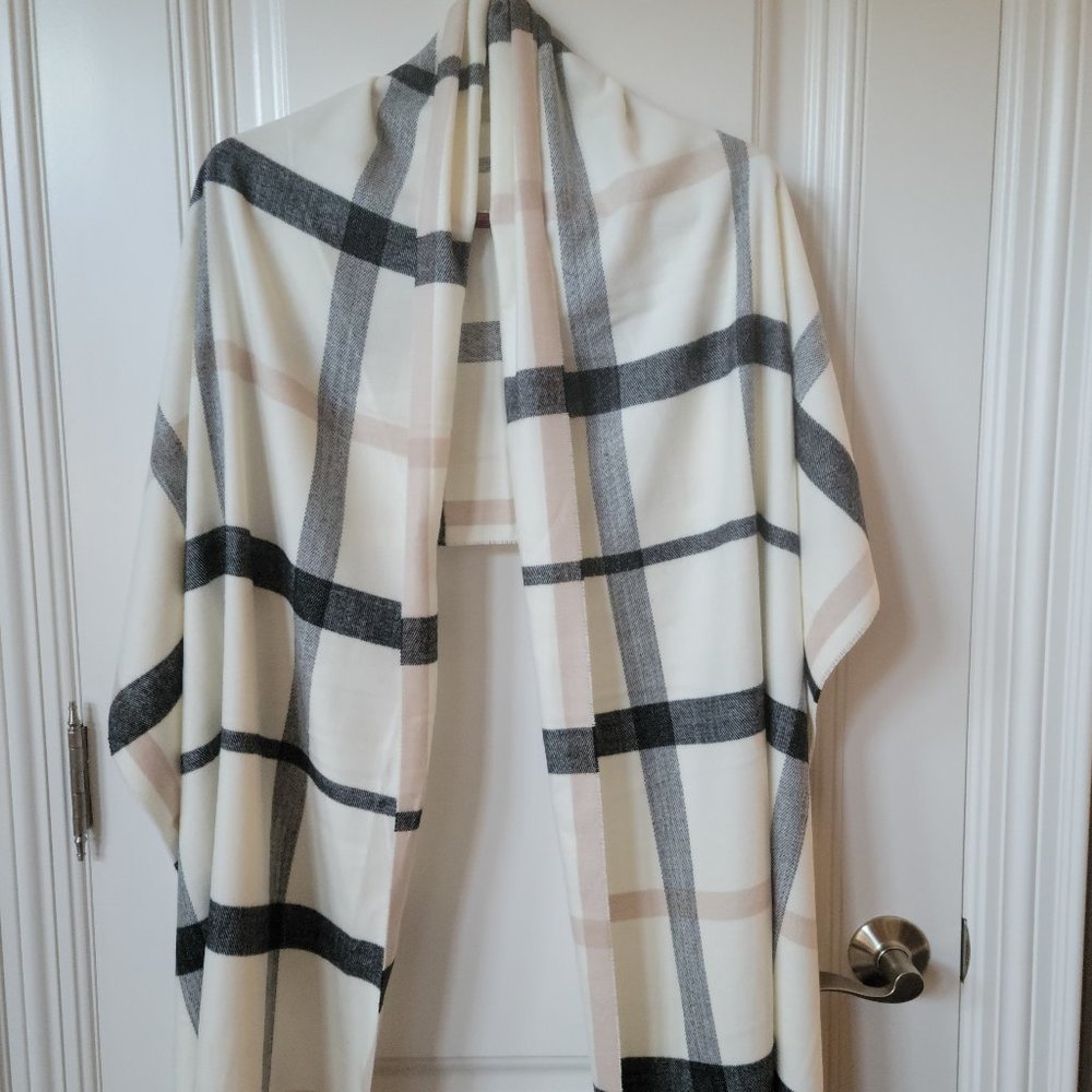 Gap Scarf - Picture 6 of 6